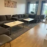 Leilighet I Fin Beliggenhet